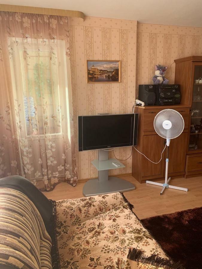 נרבה Ореховая Горка Апартаменты С Балконом И Лифтом מראה חיצוני תמונה