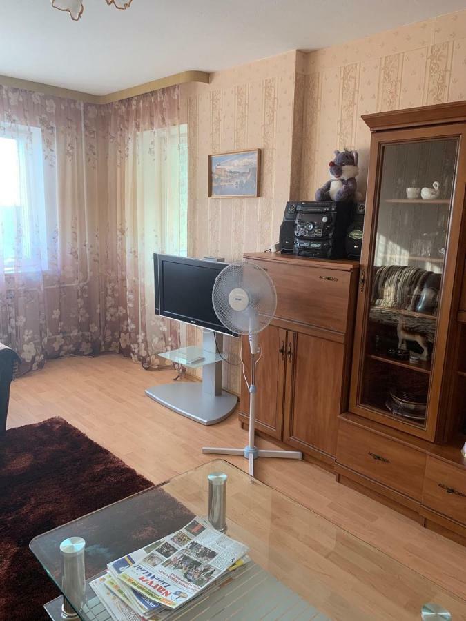 נרבה Ореховая Горка Апартаменты С Балконом И Лифтом מראה חיצוני תמונה